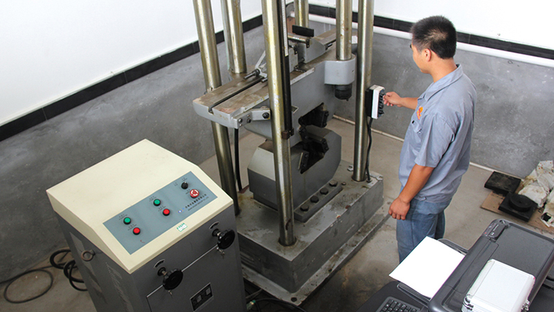 Universal Testing Machine